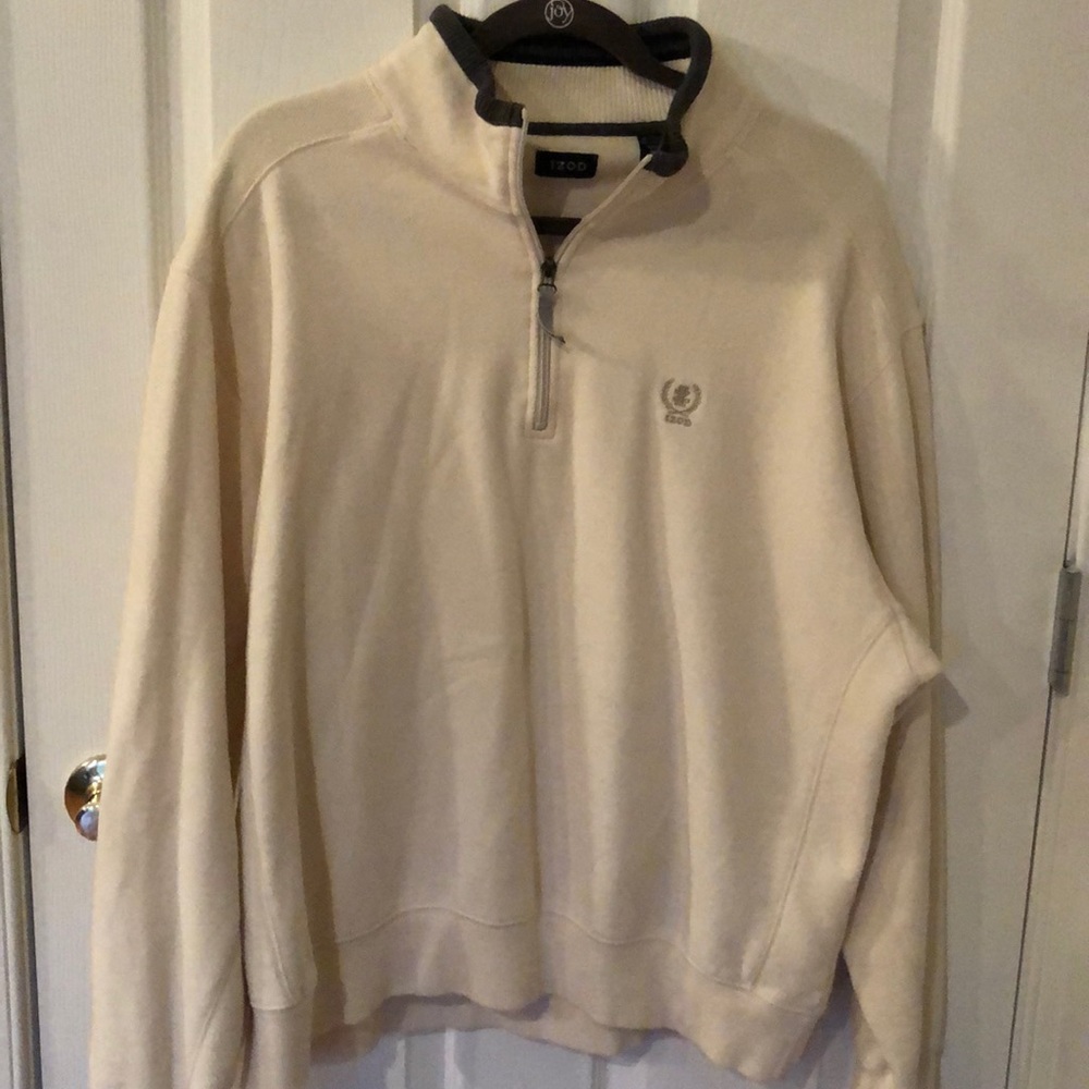 Izod 1/4 Zip Pullover Fleece